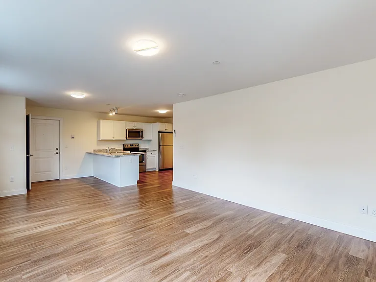 Autumn Woods Apartments — Photo 29