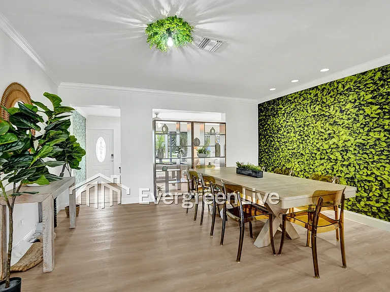 1115 SW 4th Ave — Photo 6