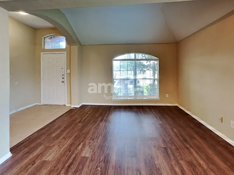 2918 Meridian Bay Ln — Photo 8