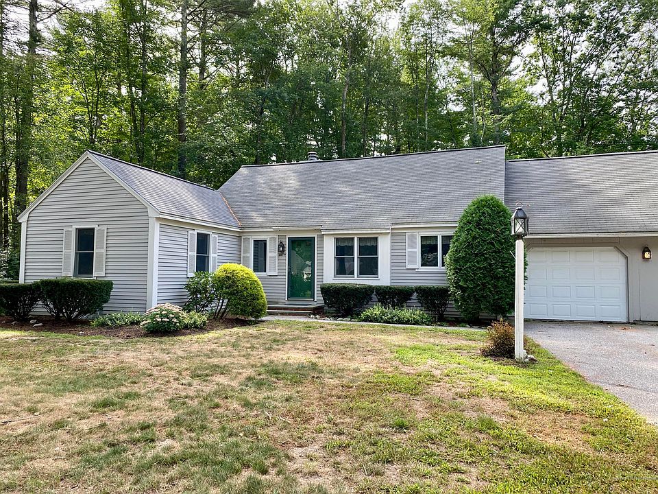 1st image of 11 Oakwood Ln #11