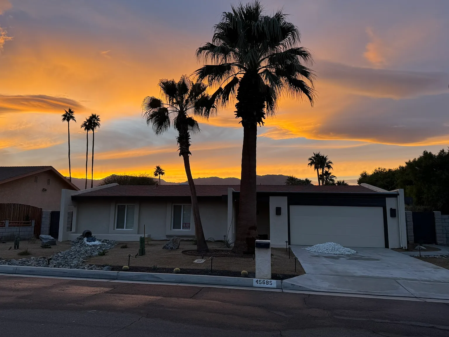 3 bed, 1443 sqft, $3,000 — Photo 2