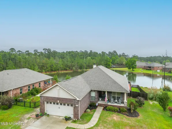 13229 Meadowland Ct, Gulfport, MS 39503