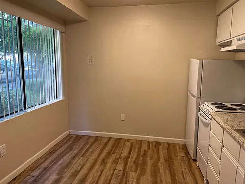First Hill Apartments Photo 1