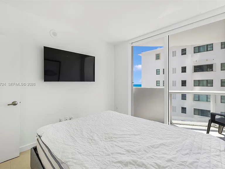 6365 Collins Ave #805 — Photo 19