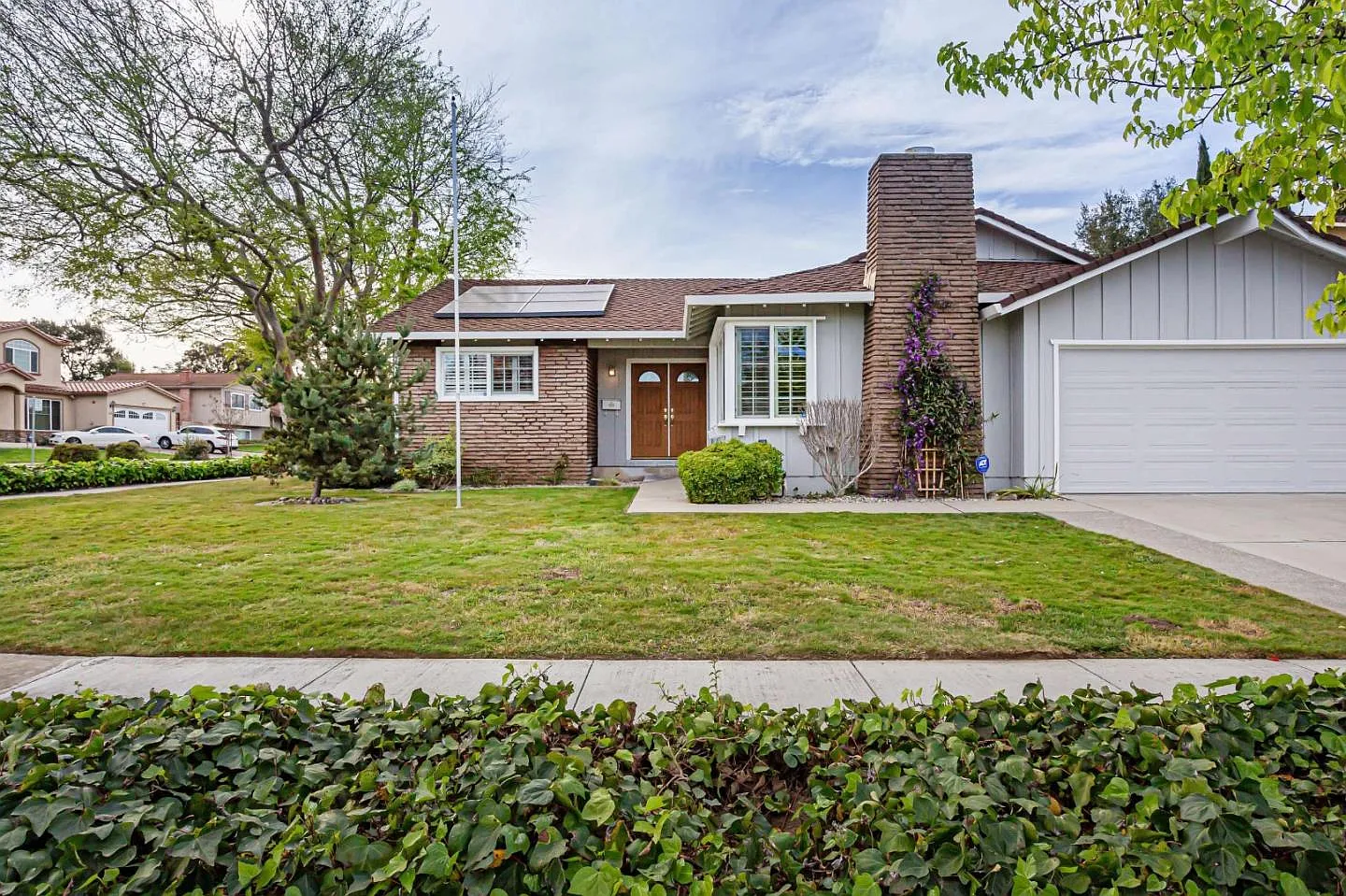 10515 Orange Tree Ln photo 1
