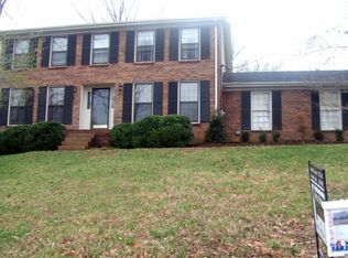 107 Stark Knob Rd, Hendersonville, TN 37075