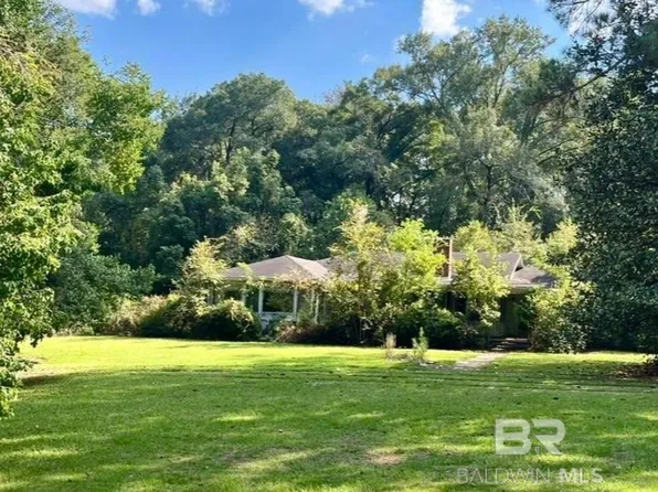 108 Chaney St, Evergreen, AL 36401