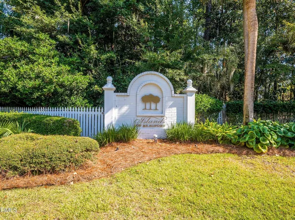 109 Palmetto Pl, Beaufort, SC 29902