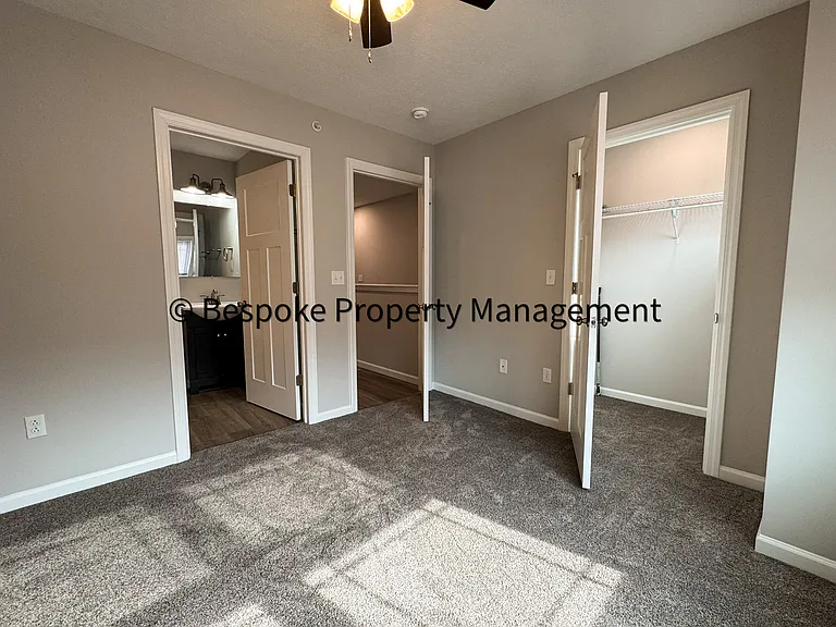 31-41 Goliath Dr — Photo 18