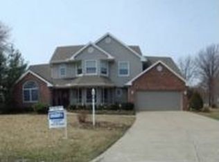 13 Cypress Point, Pekin, IL 61554