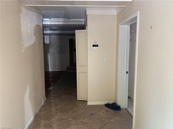 2nd image of 1302 Jambalana Ln