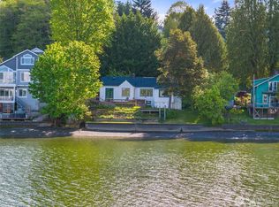 1333 East Bay Drive NE, Olympia, WA