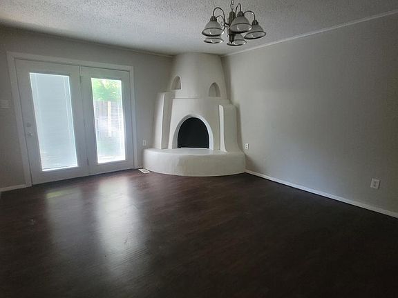 3rd image of 6575 Silver Fox Dr