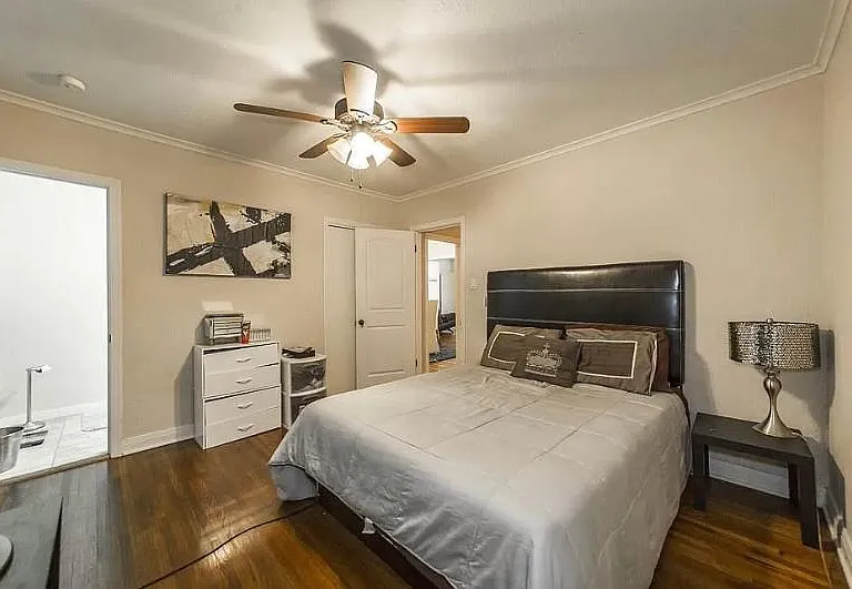 2819 W Capitol Ave — Photo 10