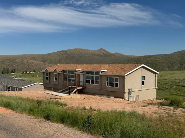 98 E Clubhouse Dr #1, Garden City, UT 84028