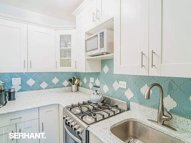 301 E 63rd St #16L — Photo 9