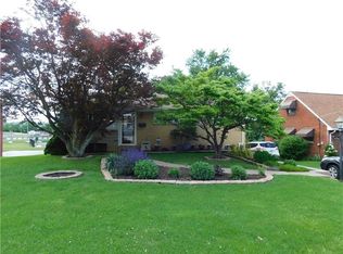 436 Lindsay Rd, Carnegie, PA 15106