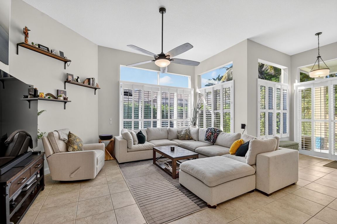 next background image