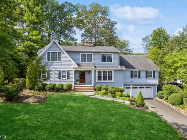 309 Roanoke Rd, Westfield Town, NJ 07090