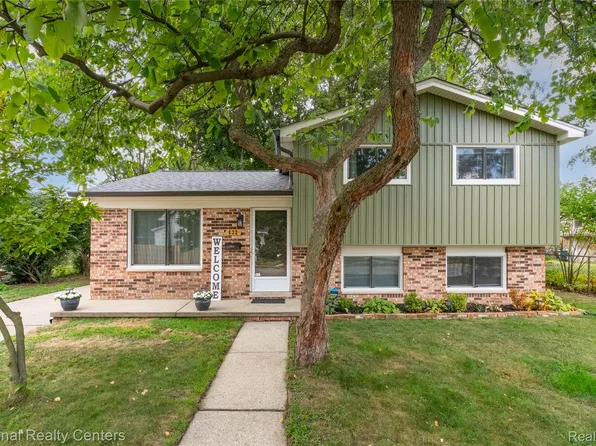 632 Bellevue Ave, Clawson, MI 48017