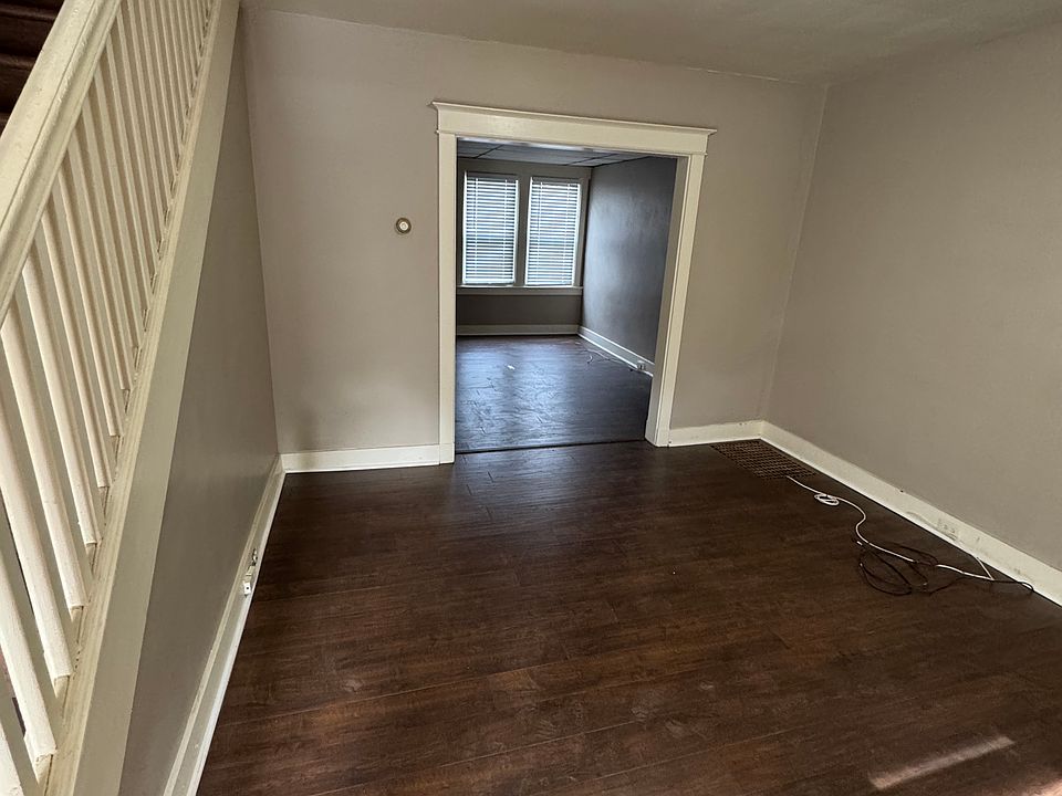 1st image of 1555 Montier St #1000