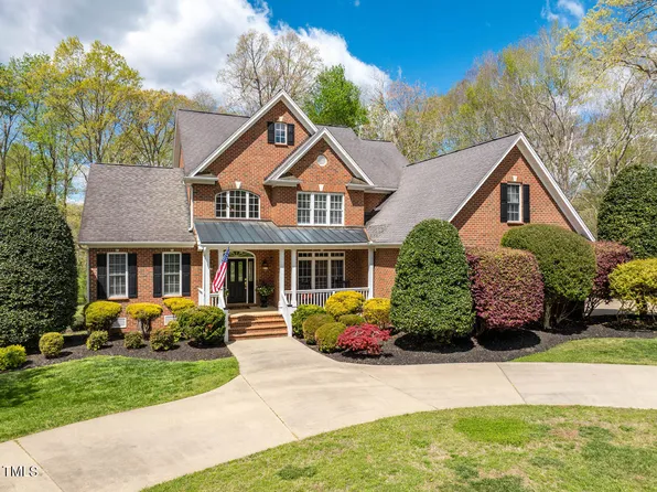 2727 Cliff View Dr, Graham, NC 27253