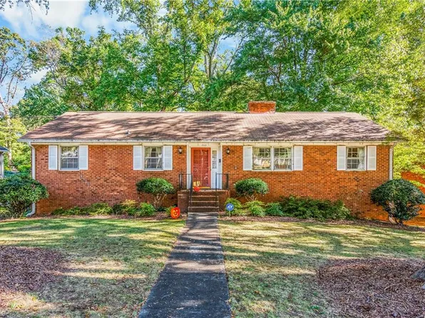 753 Elderwood Ave, Winston Salem, NC 27103