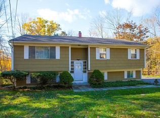 18 Lakeview Rd, North Salem, NY 10560