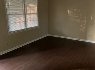 2426 Whispering Pines Cir, Albany, GA 31707