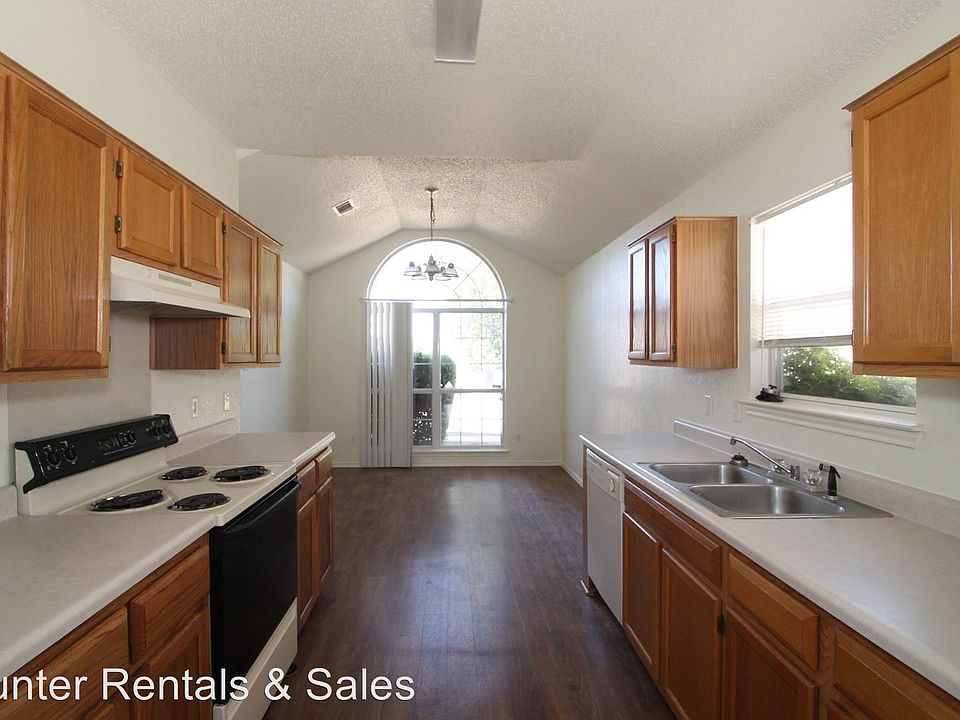 1st image of 2205 Tracey Ann Ln