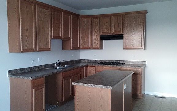4th image of 1268 Bradley Cir #C5