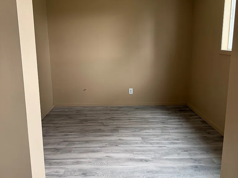 713 S Billings Blvd — Photo 18