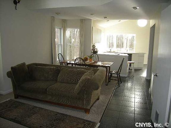 4th image of 7082 Wimbleton Ct
