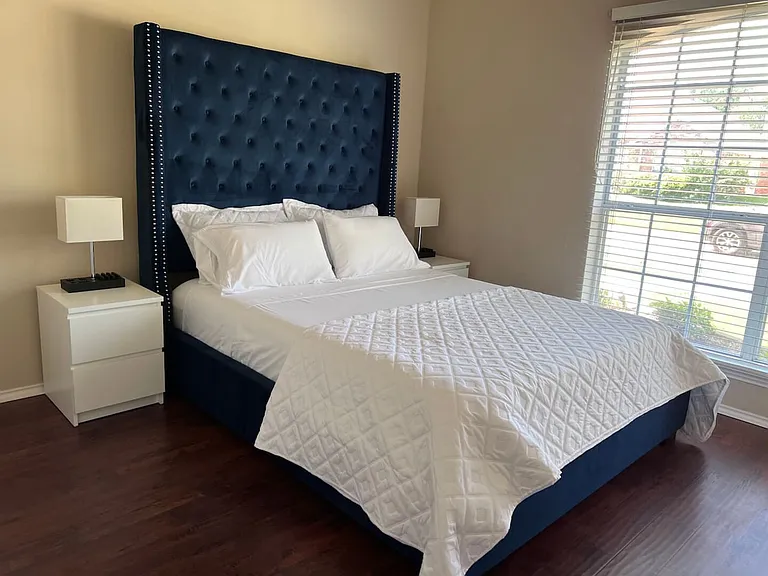 Rolling Hills Dr — Photo 17
