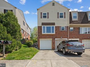 9341 Banes St #B, Philadelphia, PA 19115