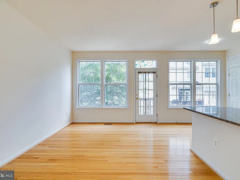 4147 Presgraves Ct — Photo 17