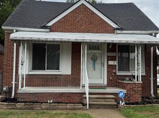 21051 Universal Ave, Eastpointe, MI 48021