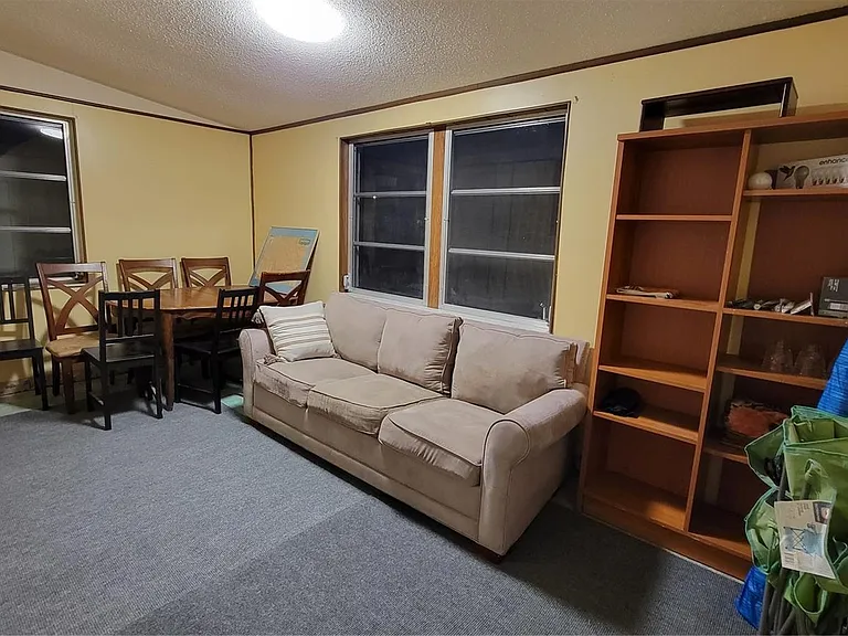 8134 Aero Ave — Photo 20