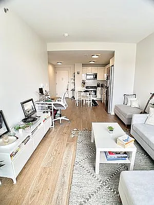 Rented by Berkshire Hathaway HomeServices New York Properties | media 26