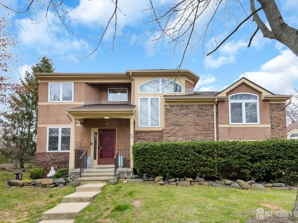 158 Kingsland Cir, Monmouth Junction, NJ 08852