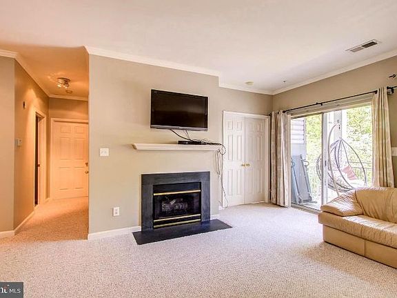 5th image of 3501 Piney Woods Pl #204A