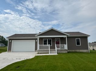 257 Willowside Dr, Shelby, MI 49455
