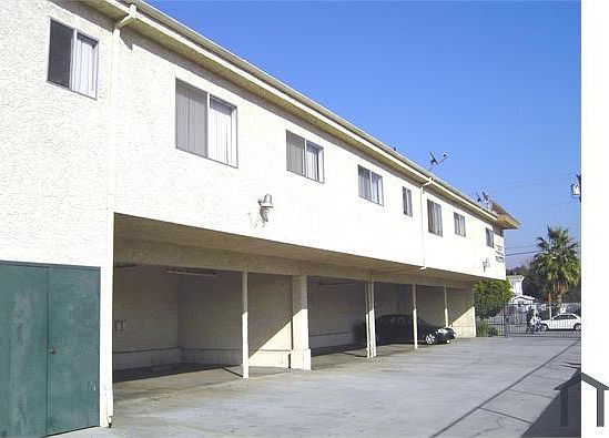 3rd image of 9023 Burnet Ave #106