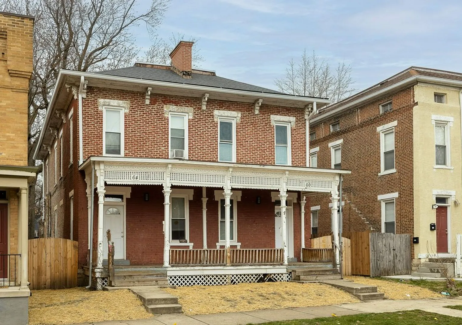 Clark Pl 60-64 MLR — Photo 1