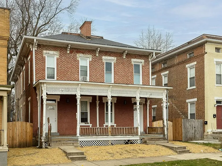 Clark Pl 60-64 MLR — Photo 1