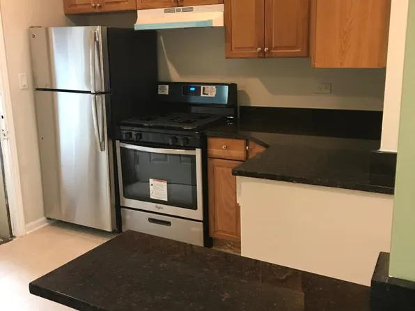 4009 W Nelson St Floor 1, Chicago, IL 60641