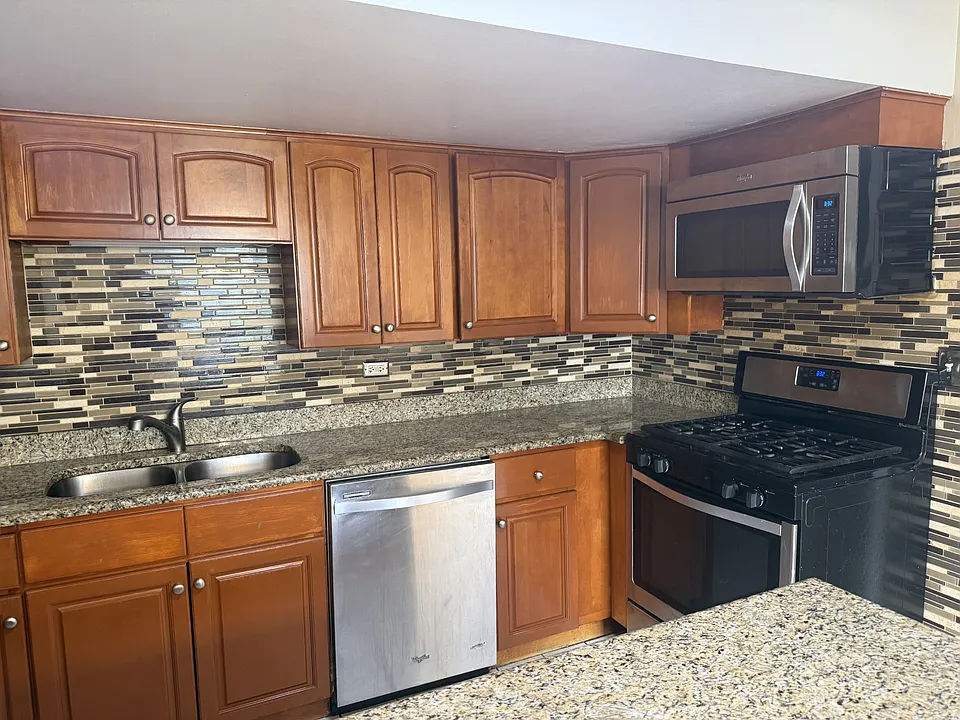 114 Nauset Ln