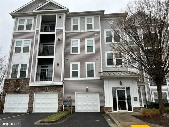 1341 Karen Blvd APT 202, Capitol Heights, MD 20743