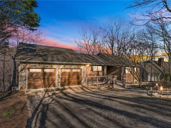 130 Starcross Ln, Jasper, GA 30143
