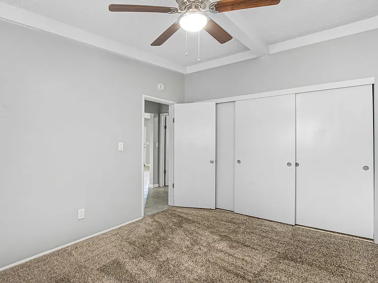 Stillman Apartments — Photo 11